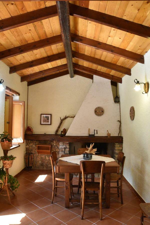 B&B I Menhir Sorgono Exterior photo