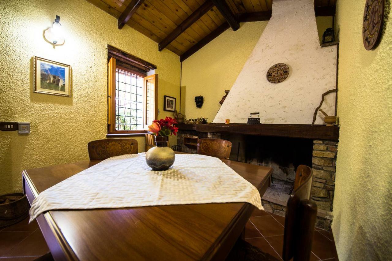 B&B I Menhir Sorgono Exterior photo